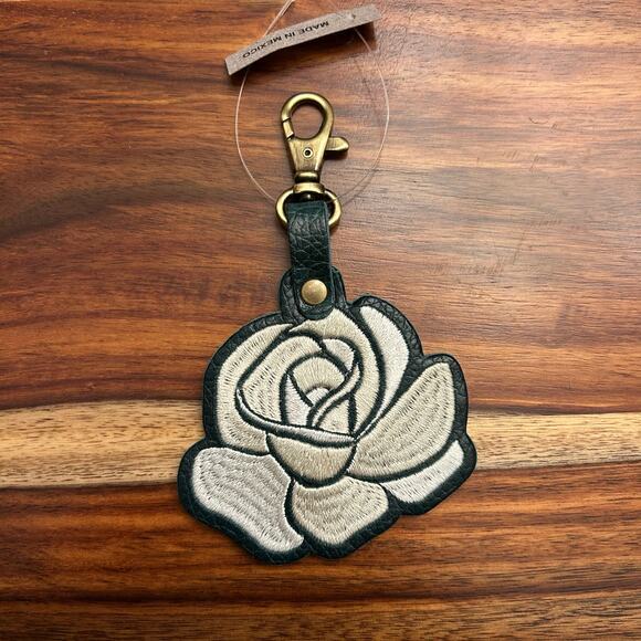 Portland Leather White Rose Bag Charm Crossbody Bag Flair Rose Purse Charm NEW! - Picture 4 of 5